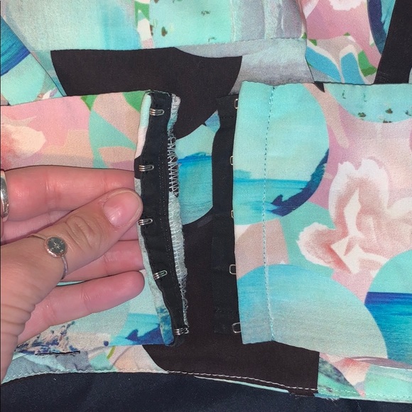 🚩SOLD🚩 - Picture 6 of 6